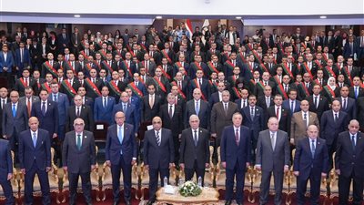 النائب العام يكرم المتميزين من أعضاء النيابة العامة وموظفيها ويشيد بجهودهم|صور