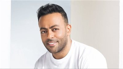 الأحد المقبل ..  تامر عاشور يحيي حفلًا غنائيًا في أبو ظبي