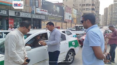 حملة مكبرة من مباحث المرور لضبط تعريفة الميكروباص في شوارع الفيوم