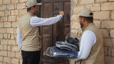 «بيت الزكاة » ينتهي من توزيع المستلزمات الدراسية على آلاف الطلاب الأيتام