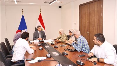 محافظ دمياط يتابع الموقف الخاص بمشروع تطوير منطقة اللسان والفنار برأس البر 