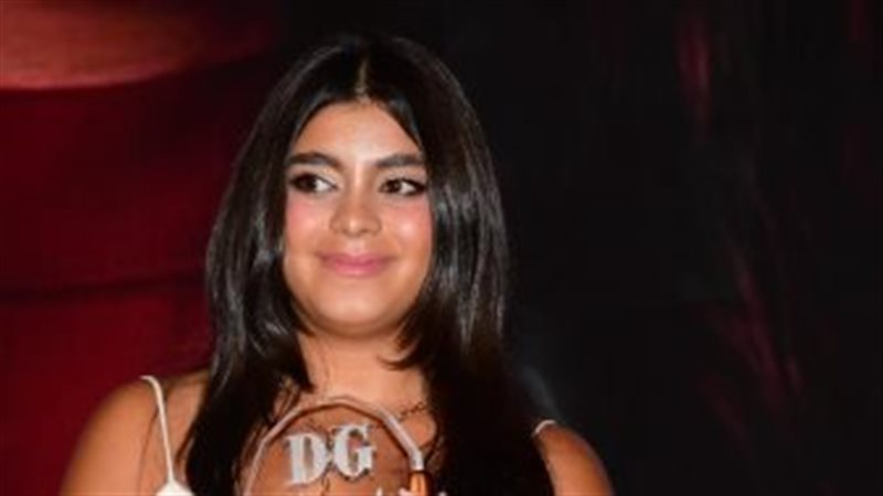 ابنة الفنانة روجينا