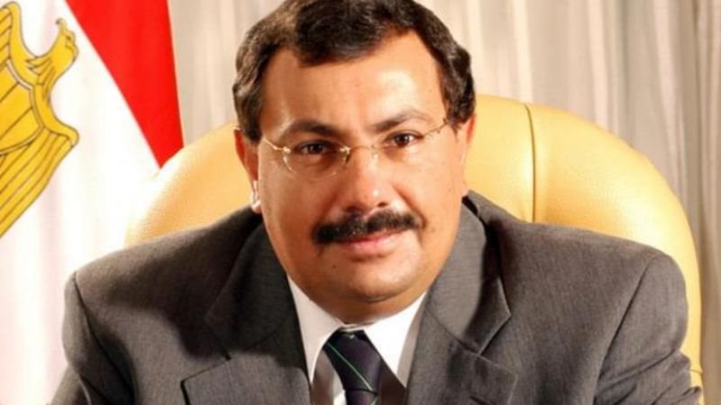 الراحل طارق كامل