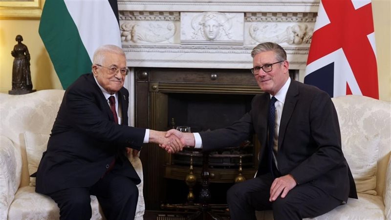 ستارمر والرئيس الفلسطيني