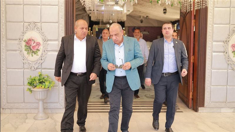 وزير الكهرباء
