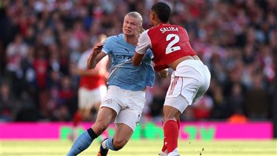 هدية للملك صلاح وليفربول.. صراع البريميرليج يشتعل بتعادل أرسنال وسيتي