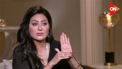 وفاء عامر تكشف حقيقة جرح في جنب الراحل شيكا: مش سرقة أعضاء|فيديو