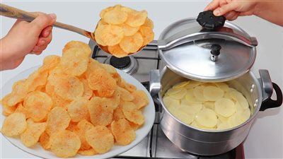 طريقة عمل الشيبسي المقرمش في البيت بخطوات سهلة بطعم أصلي ونكهات متنوعة