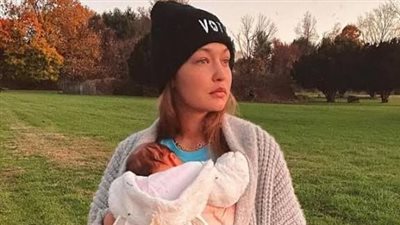 هكذا احتفلت عارضة الأزياء جيجي حديد بعيد ميلاد ابنتها الخامس