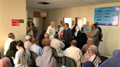 محافظ الدقهلية يتفقد مستشفى التأمين الصحي بدكرنس.. ويؤكد على انتظام العمل