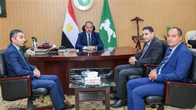  لتعزيز التعاون. محافظ الشرقية يستقبل نائب رئيس الجهاز القومي لتنظيم الإتصالات