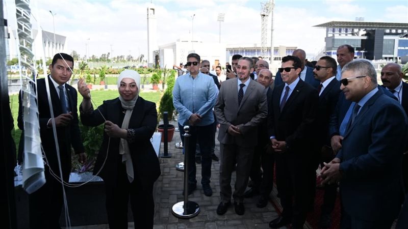 وزير الرياضة ورئيس