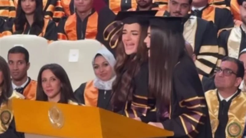 ملك وليلى أحمد زاهر