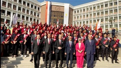 اتحاد طلاب جامعة أسيوط وأسرة طلاب من أجل مصر يدعمون زملاءهم في انطلاقة الدراسة