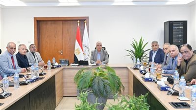 الدكتور سويلم يشيد بجهود وزارة الموارد المائية في تلبية احتياجات مصر المائية 