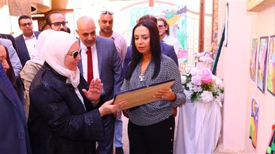 وزيرة التضامن تتفقد أكاديمية الزهايمر ووحدة الرعاية عن بعد بالباقيات الصالحات