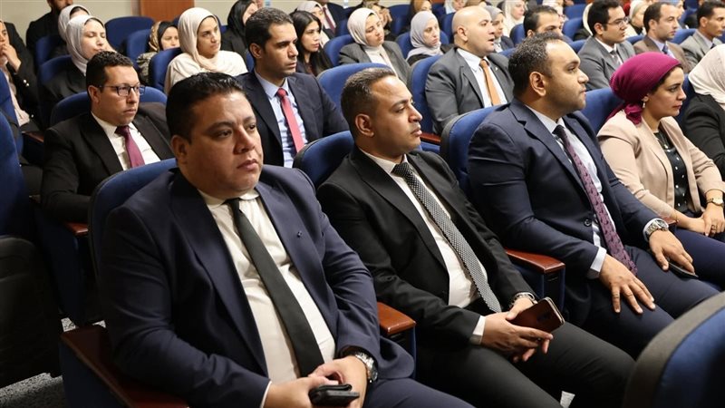 جانب من الندوة