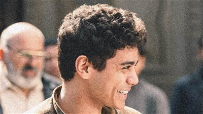 «كنت بشتغل بـ 40 جنيه في اليوم».. الفنان الشاب يوسف رأفت يكشف عن بدايته 