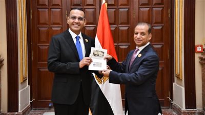 المنزلاوي: استلام كارنيه 