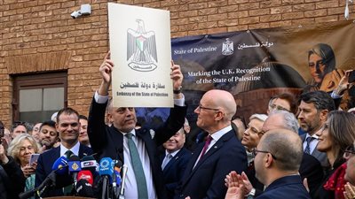  المناهج والرواتب والانتخابات.. 3 شروط بريطانية للاعتراف الكامل بفلسطين