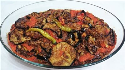 طريقة عمل مسقعة باللحمة المفرومة على أصولها: وصفة شهية وسهلة