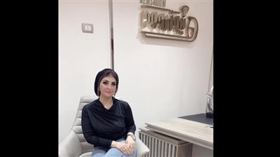 صابرين جابر تحسم الجدل.. بين البنت والولد مين المفروض ياخد أول خطوة؟!