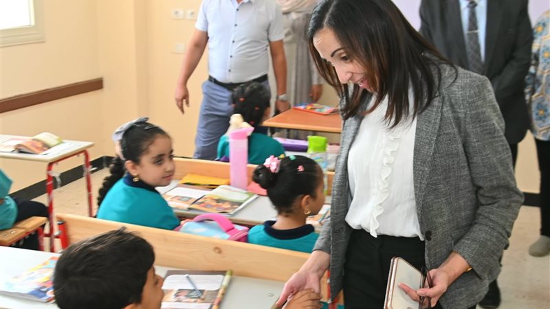 محافظ البحيرة تتفقد