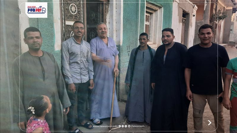 اهالي القرية بالمنيا