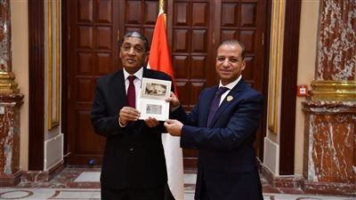 عبد الفتاح دنقل : 30 سنة نائب وأولوياتي القضاء على البطالة 