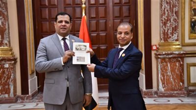 بعد استلامه كارنية العضوية.. مصطفي الكحيلي: أولوياتي الاهتمام بالقضايا 