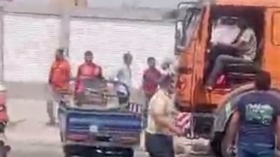 اتصالحوا بعد تداول الفيديو.. تفاصيل مشادة سائق نقل وعامل توصيل طلبات