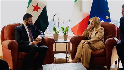 بعد النظرات المثيرة للجدل.. ميلوني تعلق لأول مرة على لقائها بالرئيس أحمد الشرع