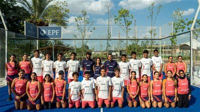 بعثة الناشئين تصل إسبانيا لخوض تصفيات كأس العالم للبادل 