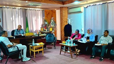 مديرية الزراعة تناقش مشكلات الري والصرف الصحي بالإسماعيلية 