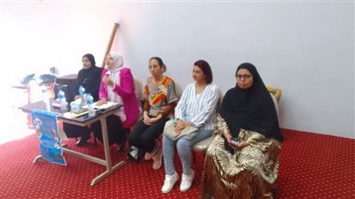 تعليم قنا: تنظم ندوة توعوية عن مرض السعار في احدي المدارس 