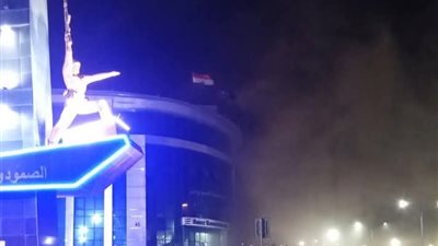 السيطرة على حريق السيارة داخل جراج بديوان السويس دون أي إصابات أو أضرار