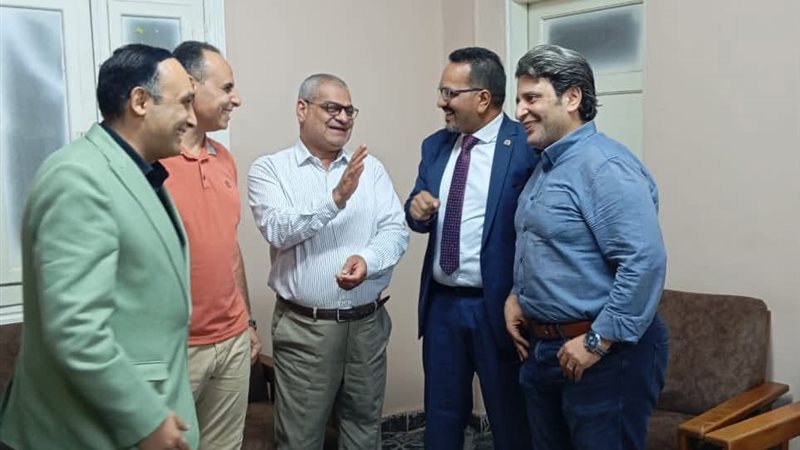 جانب من اجتماع الدكتور