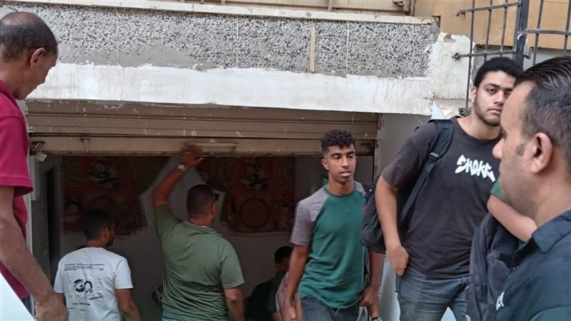 غلق وتشميع 25 سنتر