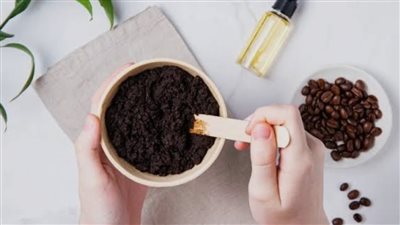 وصفات طبيعية لإخفاء الشعر الأبيض بالقهوة والشاي الأسود 	