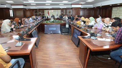 بنى سويف تبحث موقف المتحصلات عن العقارات المطورة مقابل التحسين