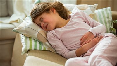 عند الإصابة بالتسمم الغذائي.. قائمة بالأطعمة التي يجب تجنبها