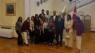 محمد علي رزق ونجوم الفن في ضيافة السفير التركي بمنزله 