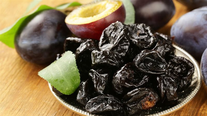 البرقوق المجفف