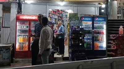 حملة مسائية لرفع الإشغالات على المحال التجارية بمحافظة قنا (صور)