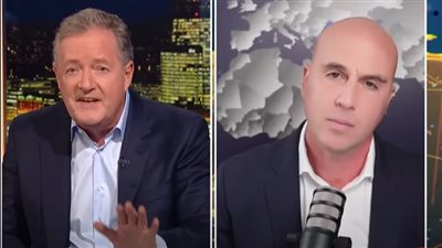 بسبب عدد الضحايا في غزة.. بيرس مورجان يصرخ على جندي إسرائيلي: اخرس كلامك هراء