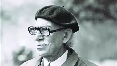 «حديث مع الله».. قصة مقال أشعل مواجهة فكرية بين توفيق الحكيم والشعراوي