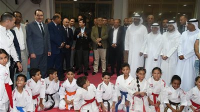 وزير الشباب يفتتح عدداً من المنشآت بنادي 6 أكتوبر بتكلفة 172 مليون جنيه