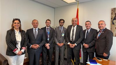  الحفني يبحث مع منظمات دولية وشركات عالمية تعزيز التعاون في صناعة النقل الجوي