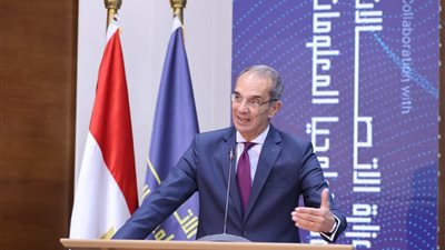 وزير الاتصالات: 