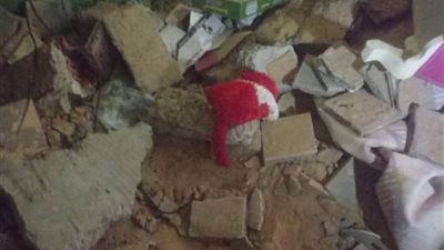 إصابة 3 عمال في انهيار سقف عقار بالدخيلة غرب الإسكندرية